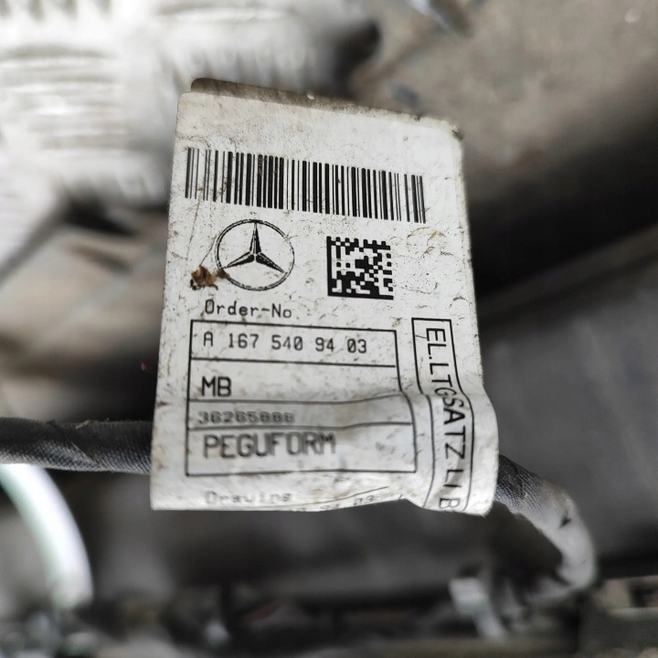 DEGRÉ GAUCHES AVANT PORTES MERCEDES-BENZ GLE (W167) A1676900304