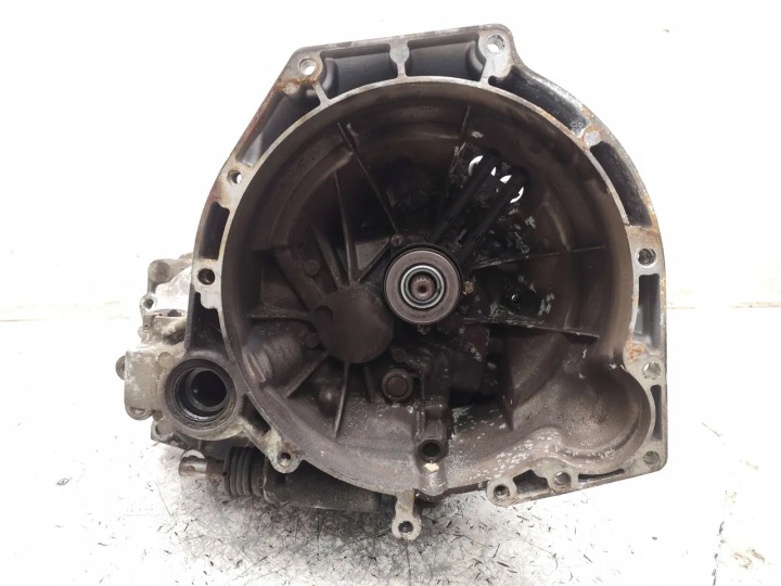 FORD KA MANUELLE 5-BIEGOWA BOÎTE DE VITESSES 1.6 I ESSENCE 71KW (96 HP) TGTB1