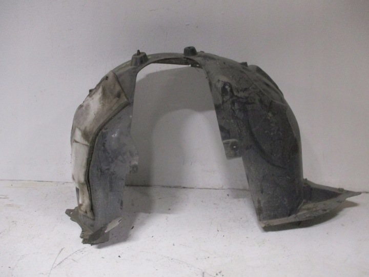 PASSAGE DE ROUE PASSAGE DE ROUE AVANT SKODA KAROQ 575809957 575809958