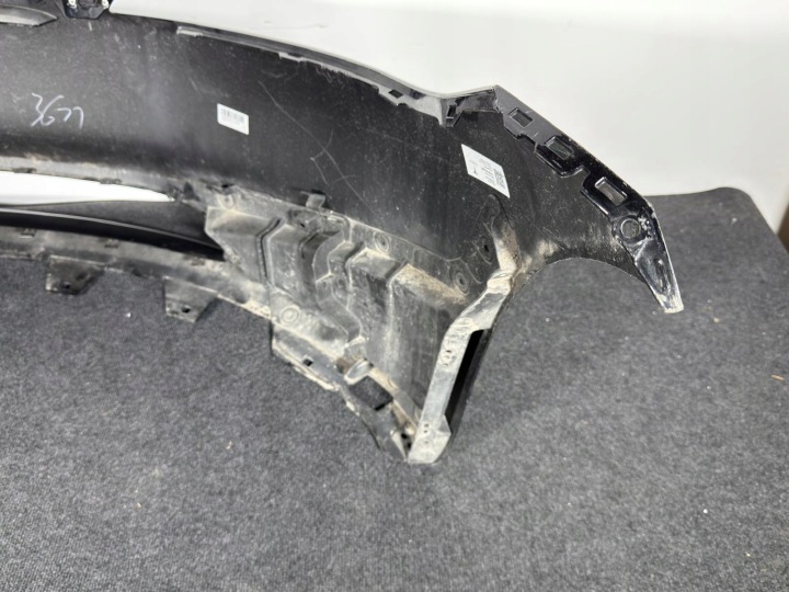 TESLA MODÈLE 3 III LIFT LIFT 23- PARE-CHOCS AVANT AVANT 1781565-11-B EN BON ÉTAT
