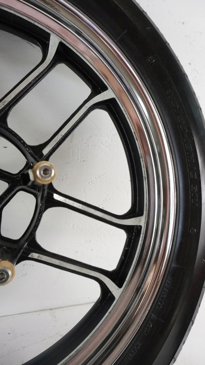 HONDA MAGNA VF 1100 V65 SC12 KOLO JANTE AVANT