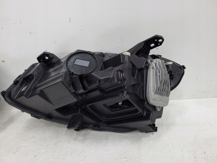 MERCEDES A-KLASA W176 LIFT COMPLET LED HIGH PERFORMANCE PHARE DROITE GAUCHE