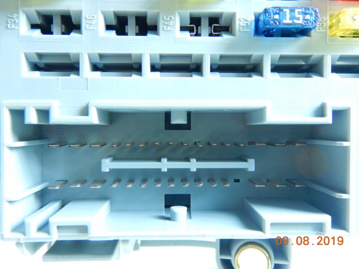 BOÎTE FUSIBLES FUSIBLE LANCIA YPSILON 03-09
