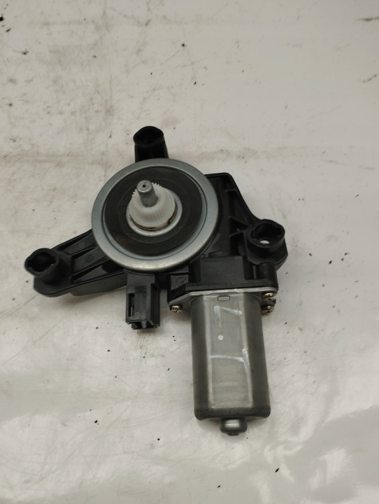 MERCEDES W177 AMG A35 PETIT MOTEUR VITRES GAUCHE ARRIÈRE A0009060808