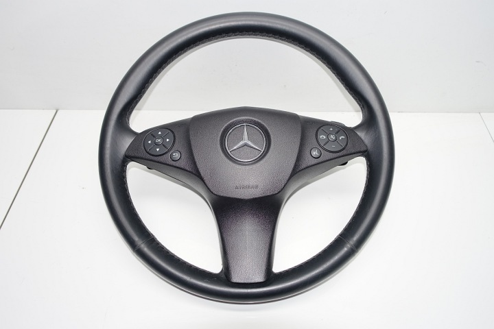 MERCEDES W204 VOLANT C-KLASA PALETTES COUSSIN