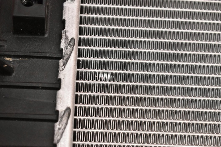 RADIATEUR EAU 25310N7030 KIA SPORTAGE 5 V 1.6 T-GDI 150 KM 21-25