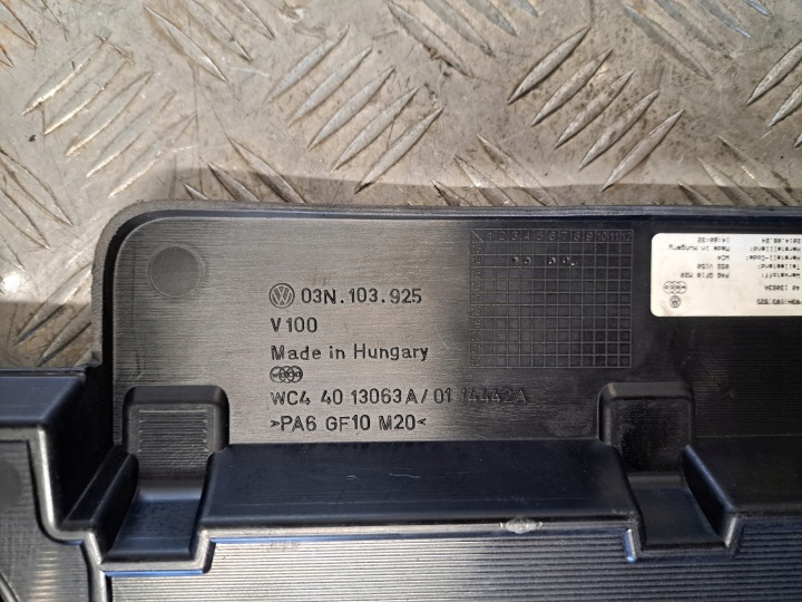 VW PASSAT B8 2.0 TDI PROTECTION MOTEUR 03N103925