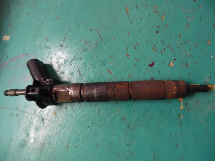 BMW E70 E90 F01 F10 INJECTEUR 7805430-03 INJECTEUR
