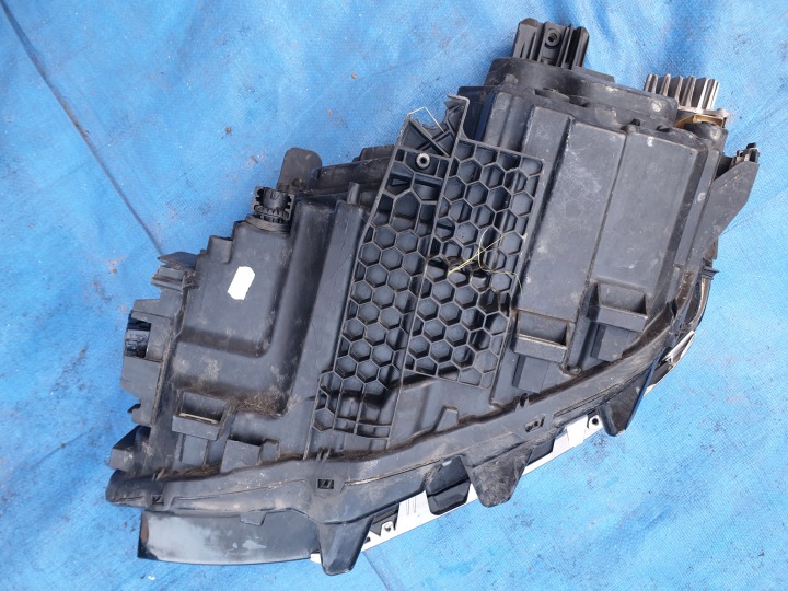 VW PASSAT B8 3G1 3G 19 2019 PHARE AVANT AVANT DROITE IQ.LIGHT COMPLET LED