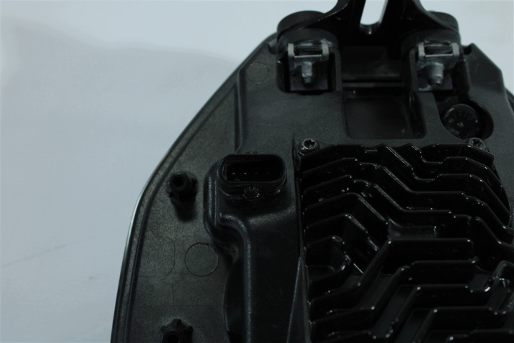 PHARE PROJECTEUR AVANT BMW F 900 R K83 18-24 U-11 63128395657