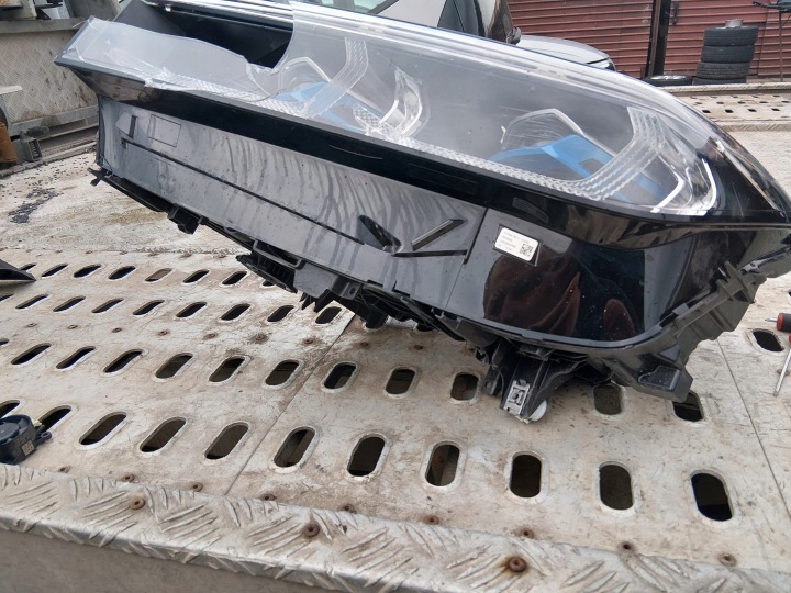 BMW 7 G11 G12 LIFT LCI PHARE AVANT AVANT GAUCHE LASER EUROPE 9450229