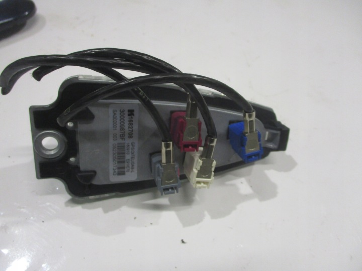ANTENNE TOITS RADIO GOUPILLE REQUIN BMW F11 6959147 30000987BF 1682708 A89
