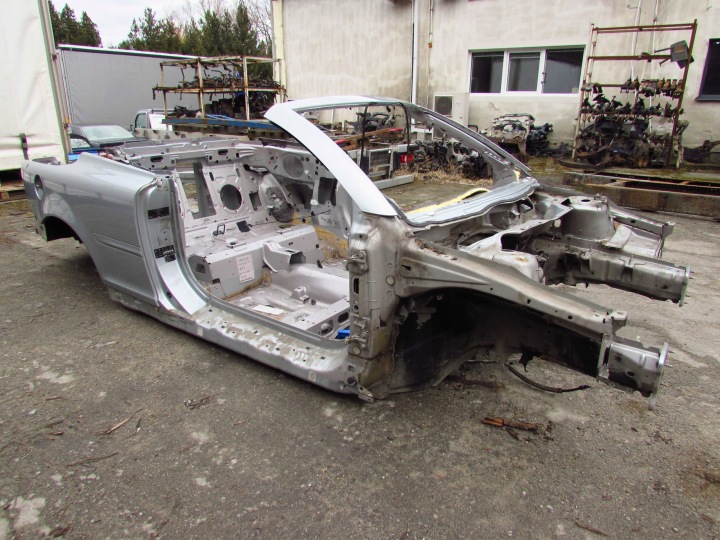 VOLVO C70 II 06-13 QUART AILE ARRIÈRE DROIT 477