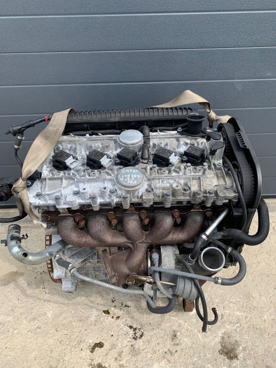 MOTEUR COMPLET VOLVO S60 V70 S80 2.5T B5254T 174 TYS.KM.