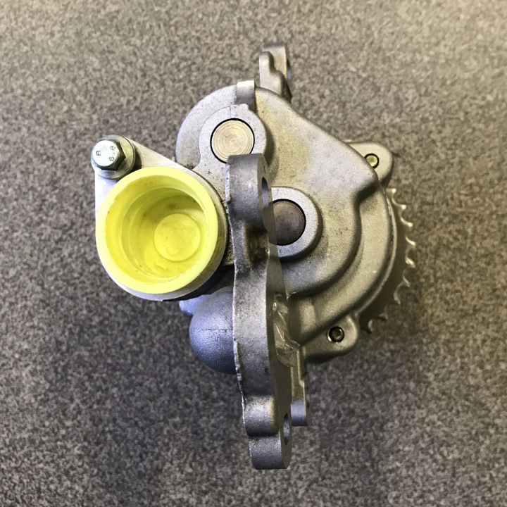 POMPE HUILES FORD TRANSIT 2.4 TDDI 070905160