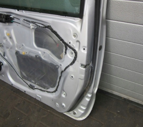 TOYOTA TACOMA II 2013 2D PORTES DROIT AVANT