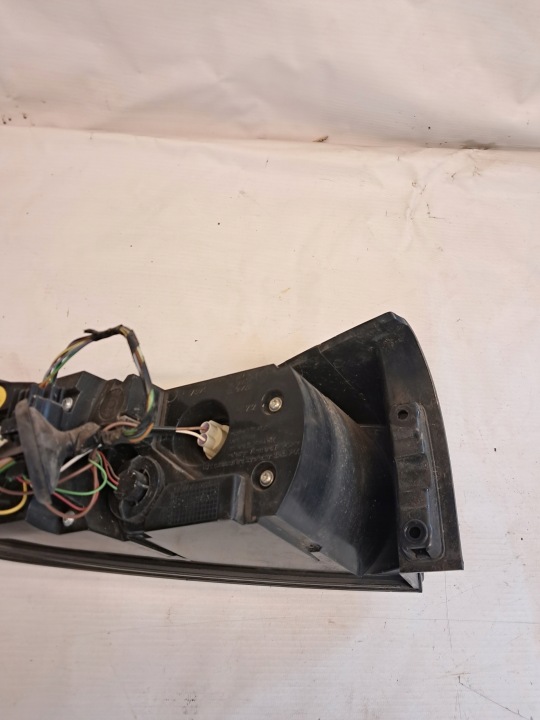 PHARE DROIT ARRIÈRE ARRIÈRE RANGE ROVER EVOQUE BJ32-13404-AC
