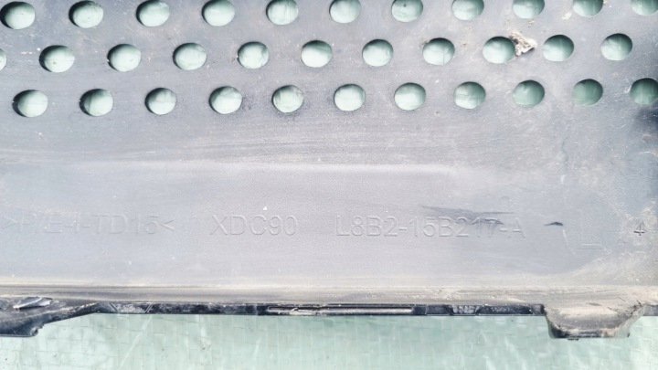 LAND ROVER DEFENDER L663 2019 ANGLE REVÊTEMENT PARE-CHOCS AVANT AVANT