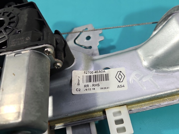 ÉLÉVATEUR ARRIÈRE DROIT VITRES LÈVE-VITRE RENAULT KADJAR 827004EA0A HAYON