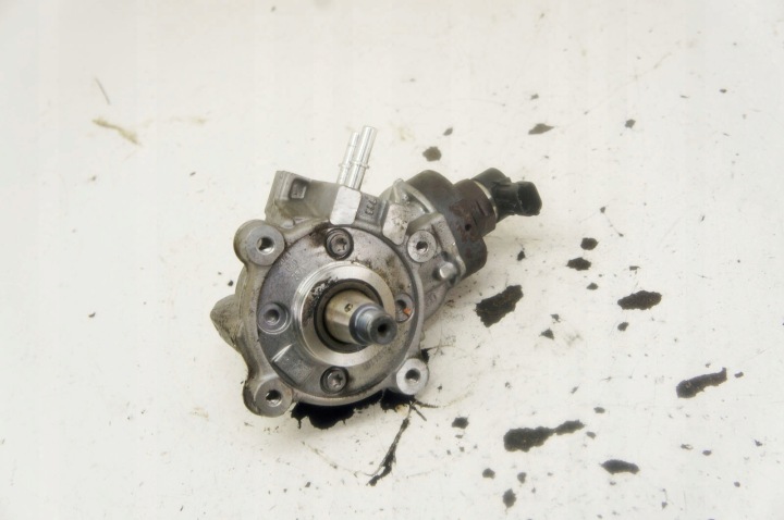 UN313 OPEL CORSA F 1.5D POMPE INJECTION CARBURANTS 9817903080 0445010761