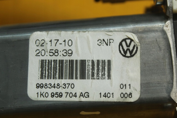 PETIT MOTEUR CONTRÔLEUR VITRES DROIT ARRIÈRE VW GOLF VI AUDI 1K0959704AG 973622 107