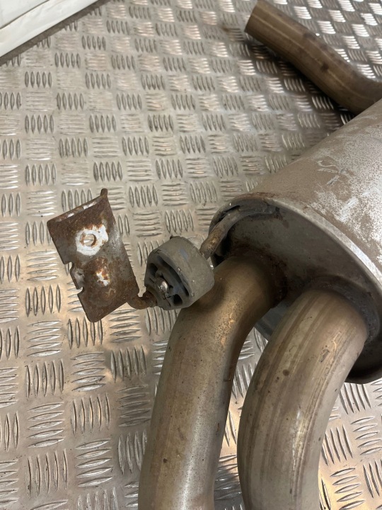 ÉCHAPPEMENT SILENCIEUX BMW F30 F31 320D 8578011