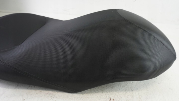 G757 YAMAHA X-MAX XMAX 300 17' SIÈGE SIÈGE BANQUETTE ARRIÈRE