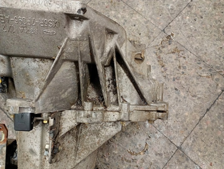 XS6R-7F096-AB R3T9A BOÎTE DE VITESSES FORD KA I 1,3B 125TYS