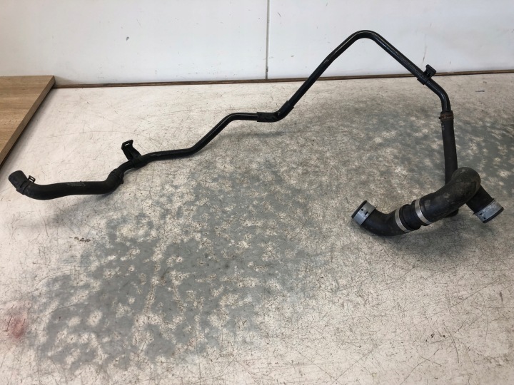 TUYAU FIL EAU MERCEDES SPRINTER W906 A9068322215