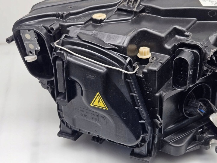 PROJECTEUR GAUCHE CÔTÉ AUDI Q5 SQ5 FY 8R0941043C