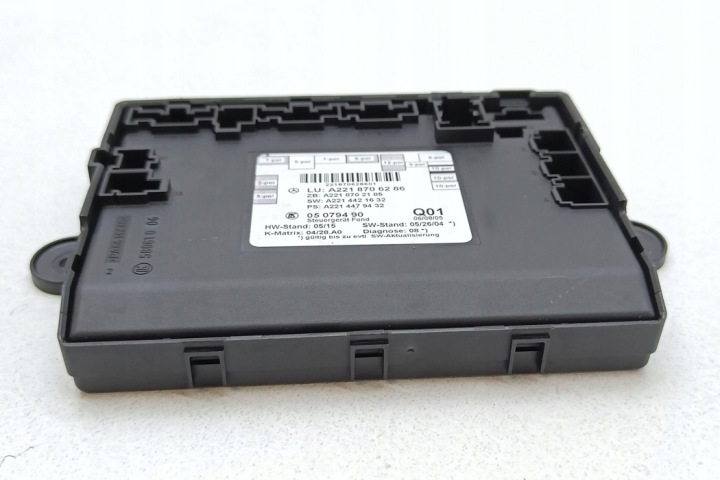 MODULE CENTRAL SERRURE MERCEDES-BENZ AVEC (W221) A2218706286 28644095 3.5L
