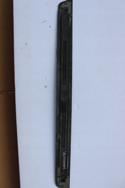 AUDI A4 B9 2018 R MOULURE SEUIL GAUCHE AVANT