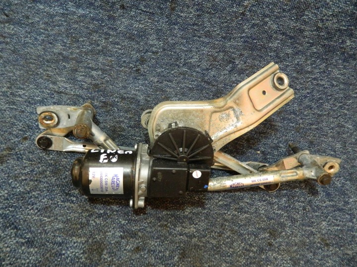 MOTEUR ESSUIE-GLACES AVANT FIAT LINEA TGECSM23A