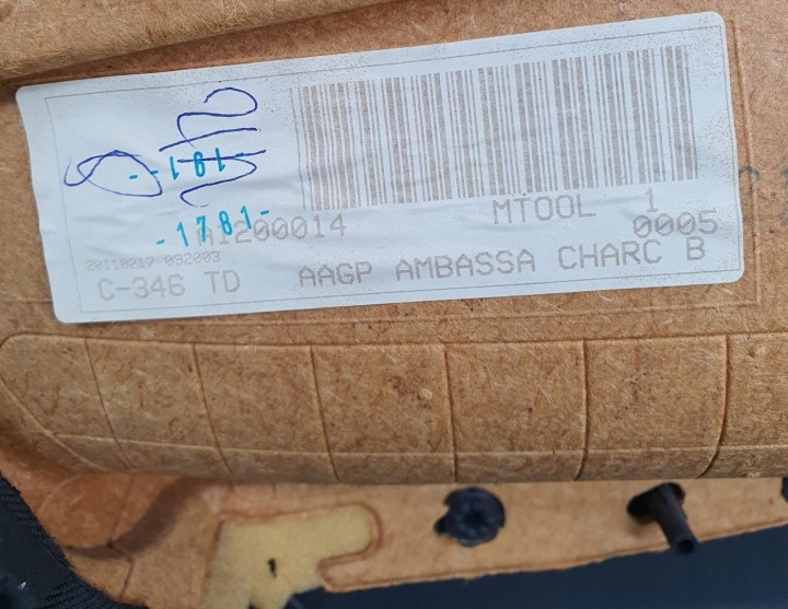 FORD FOCUS MK3 UNIVERSEL COLLECTEUR GARNITURE DROIT ARRIÈRE