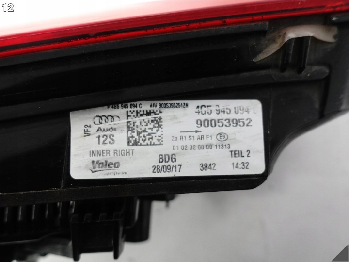 AUDI A6 S6 C7 4G5 BERLINE LIFT 14-18 PHARE LED DANS COUVERCLE DE COFFRE DROITE ARRIÈRE 4G5945094C
