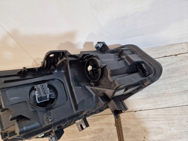 BMW 2 F45 F46 LIFT PROJECTEUR COMPLET LED EUROPE