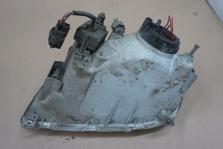 TOYOTA RAV4 I PHARE DROIT AVANT DROITE AVANT 94-00R EUROPE