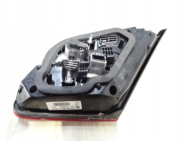PASSAT CC LIFT PHARE GAUCHE ARRIÈRE 3C8945307S