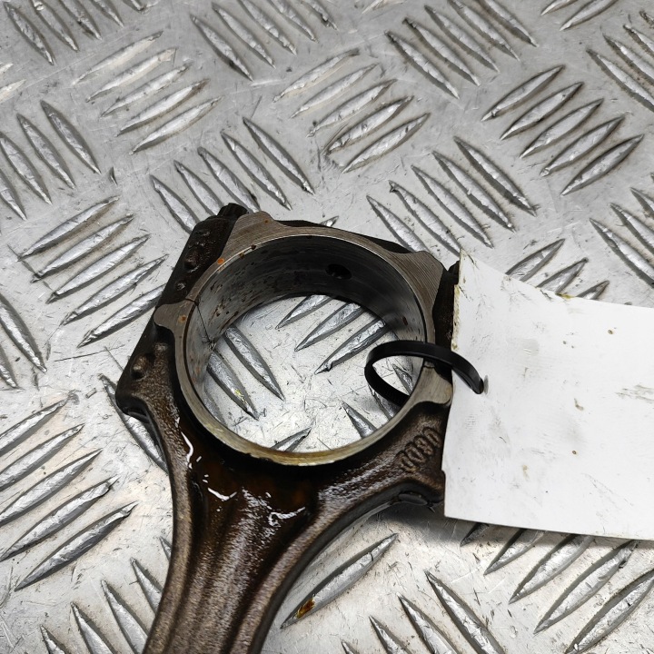 VOLKSWAGEN GOLF V 2010 PISTON