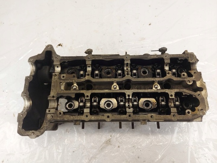 CULASSE MOTEUR GAUCHE MERCEDES-BENZ R6420163901 A6420106720 3.0 CDI 642920