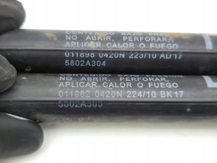 GAUCHE SERVOMOTEUR COUVERCLES DE COFFRE COUVERCLES DE COFFRE MITSUBISHI OUTLANDER II (CW_W) 5802A304 2.3L