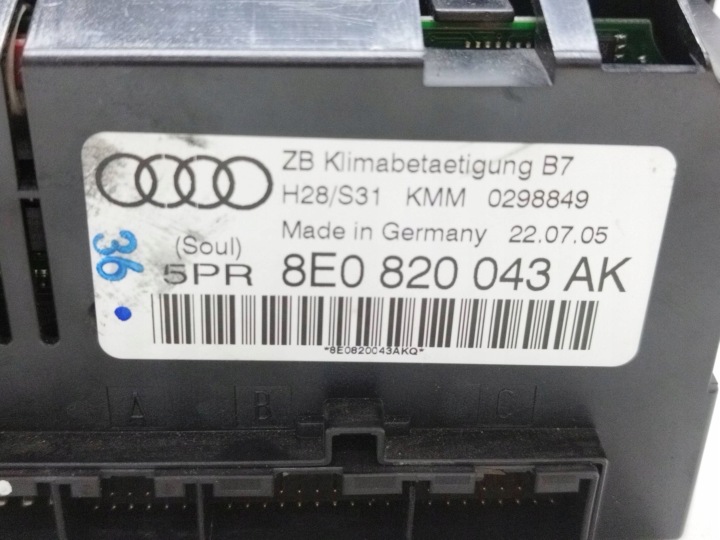 AUDI A4 B7 2.0 TFSI BGB PANNEAU CONDUIT D'AIR CLIMATISATION 1 DIN 8E0820043AK