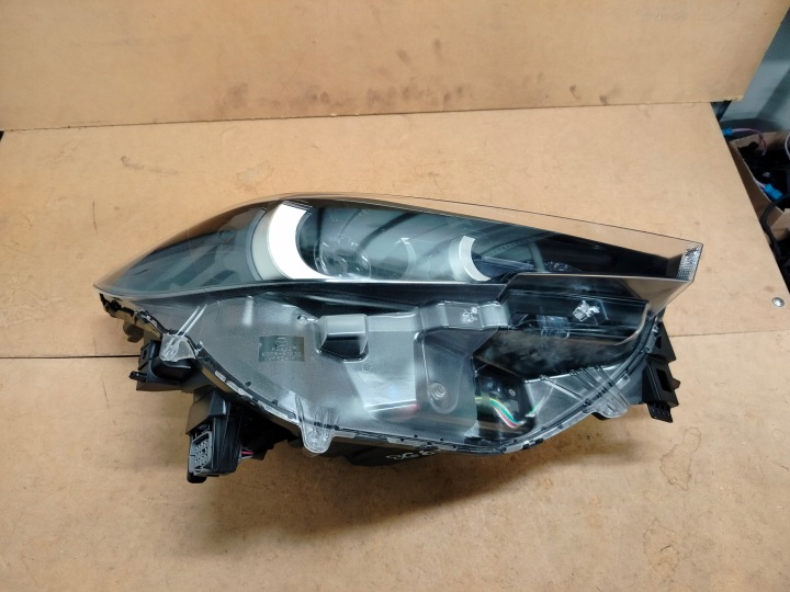 MAZDA CX-5 CX5 II KF LIFT PROJECTEUR PHARE DROITE GAUCHE AVANT AVANT QE