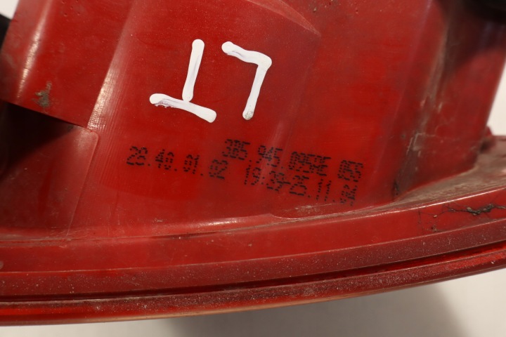 PHARE GAUCHE ARRIÈRE VOLKSWAGEN PASSAT B5 3B5945095AE