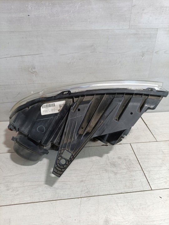 DODGE DURANGO – PROJECTEUR GAUCHE PHARES ANTIBROUILLARD FJD CHROME OEM 68184823AD