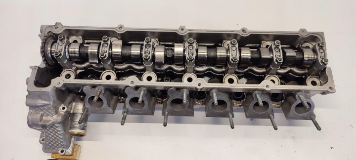 BMW E39 CULASSE 2247054