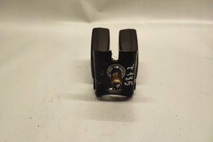 AGRAFE ARRIÈRE CENTRAL SIÈGES FORD MONDEO V BERLINE 1023126 2.5L