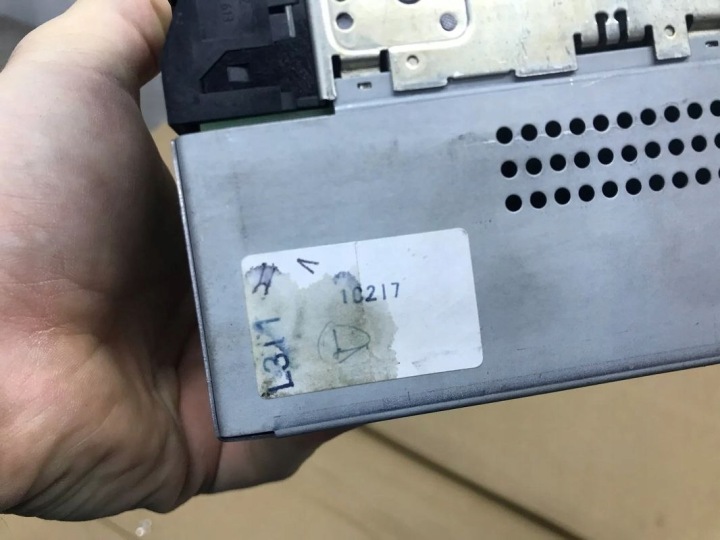 RADIO OPEL TIGRA B 13190853