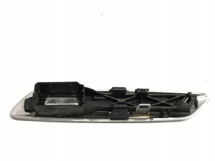 BMW 5 F10 F11 2014 GAUCHE MOULURE REVÊTEMENT SUR AILE AVANT 7336645