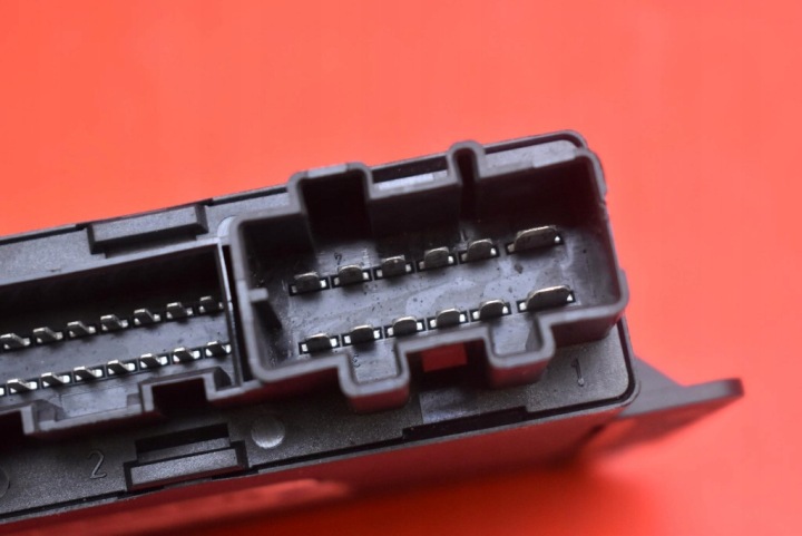 MODULE CONFORT 8E0959433AM AUDI A4 B6 2.0 20V 130 KM BERLINE 00-05